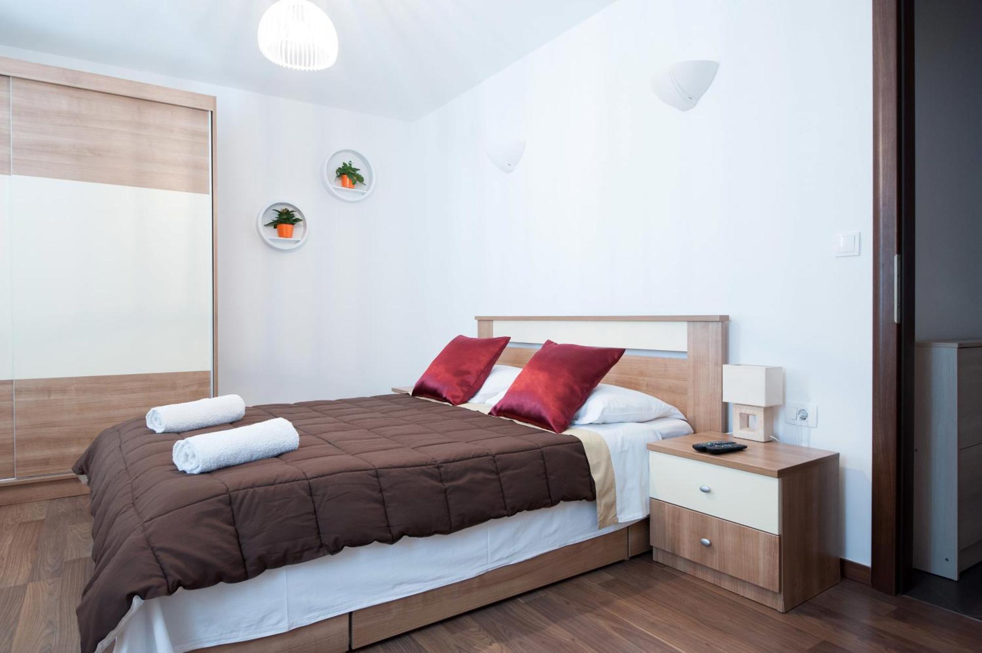 Rooms & Apartments 72 Задар Стая снимка